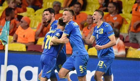 футбол україна македонія дивитись онлайн